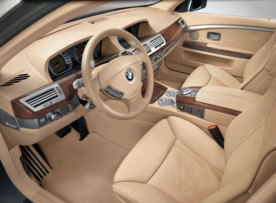  BMW 7-Series L 2006 года  (фото 60 из 89)